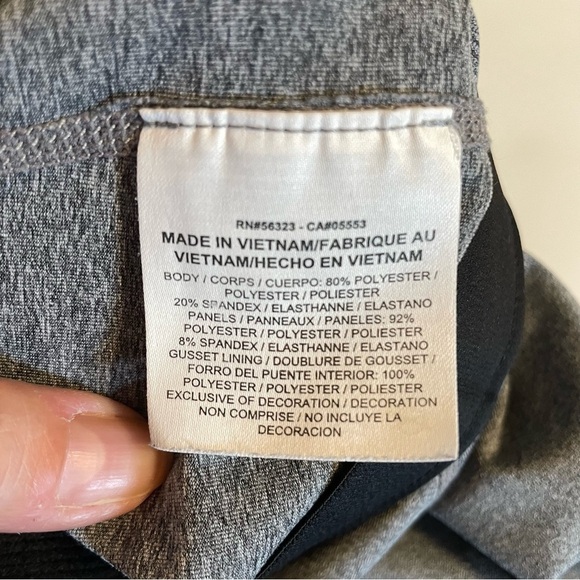 Nike Dri Fit Gray Leggings Size Medium - Picture 4 of 8